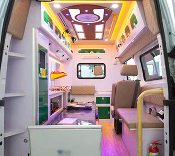 绥中县车辆内部展示