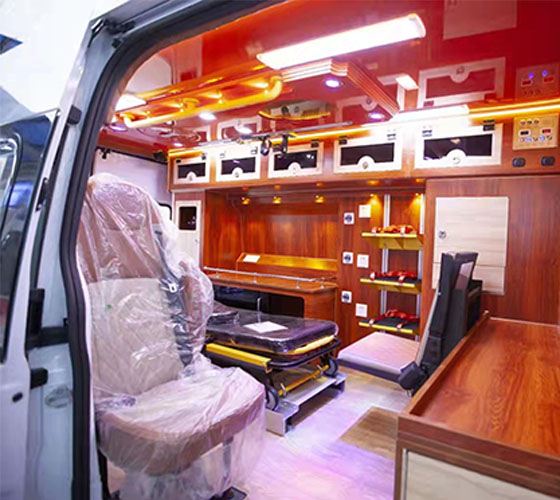 绥中县车辆内部展示