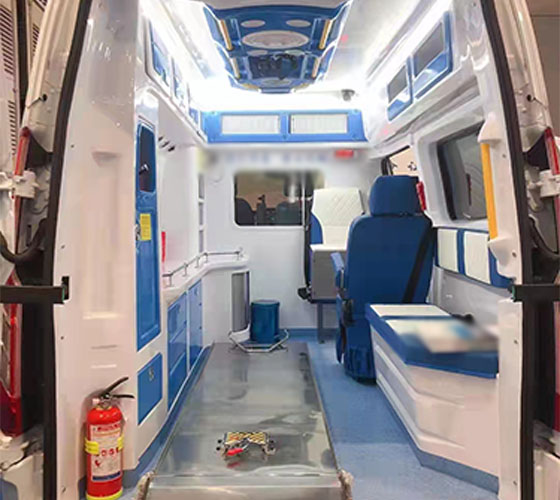 绥中县车辆内部展示